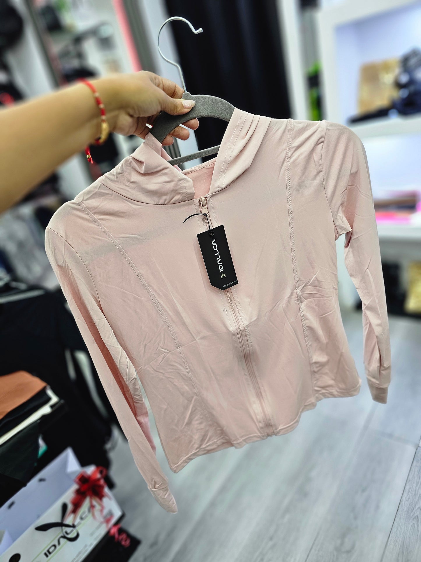 Sudadera, Idallca