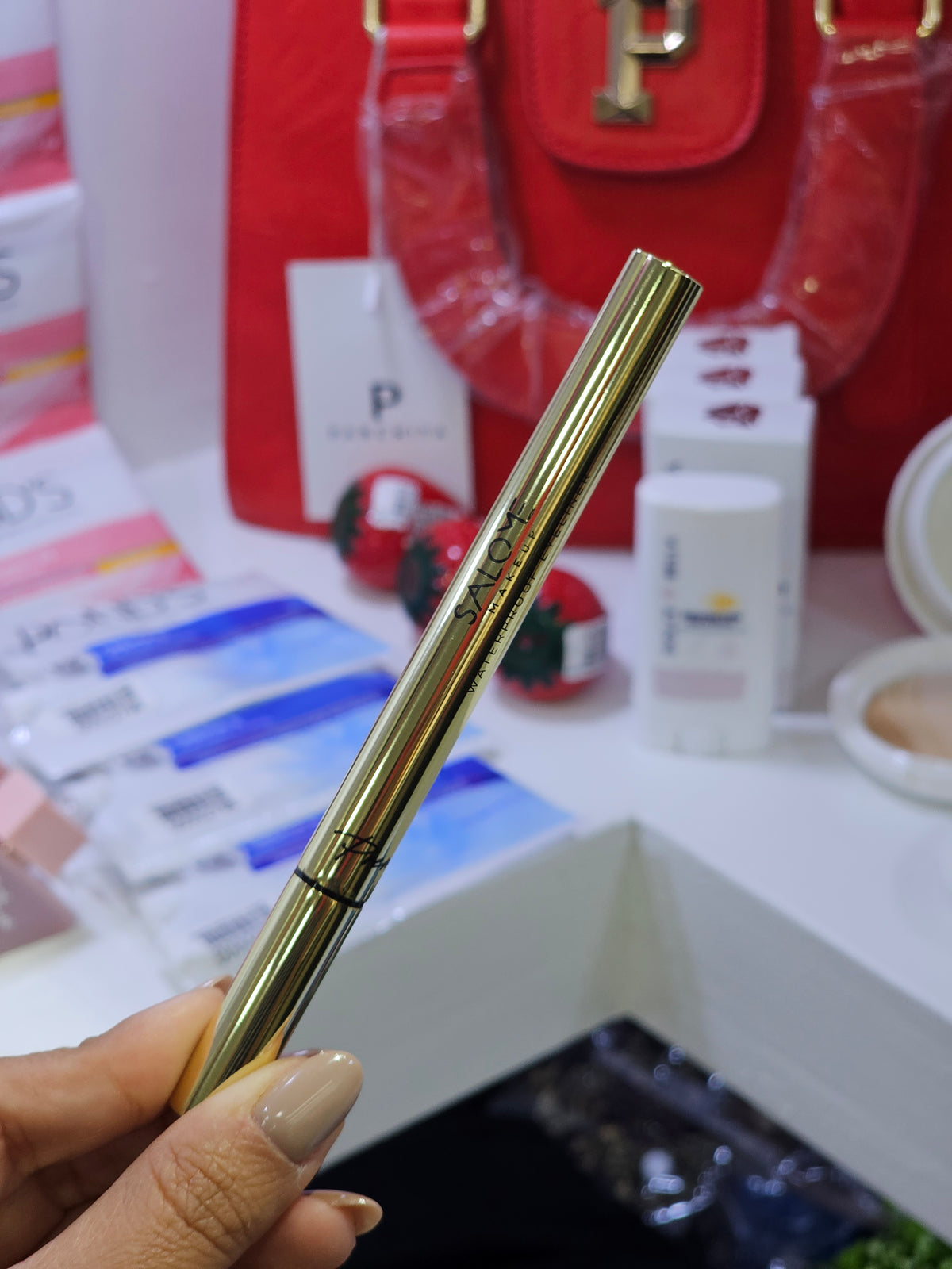 Delineador Premium, Salome