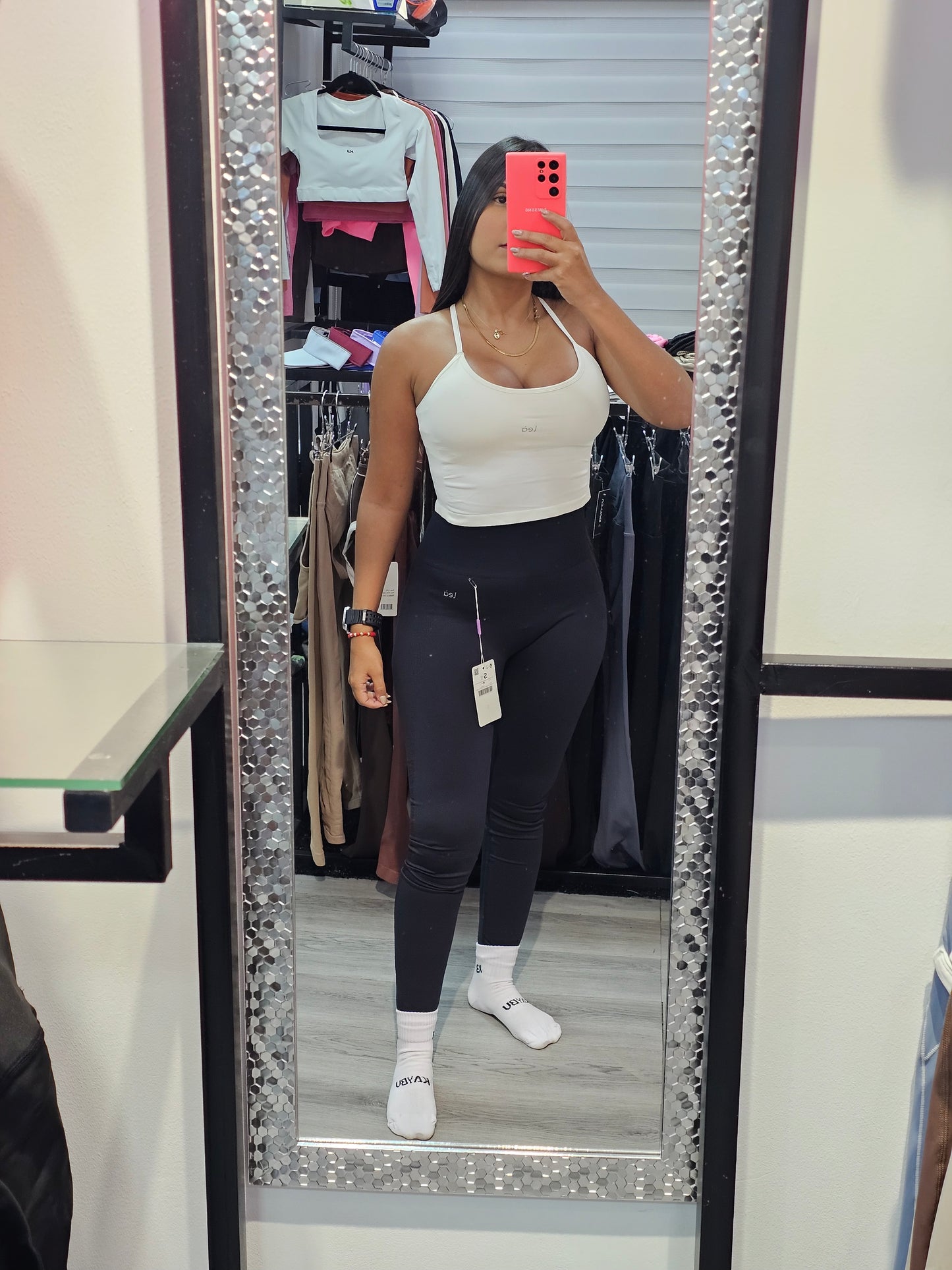 Croptop, Lea