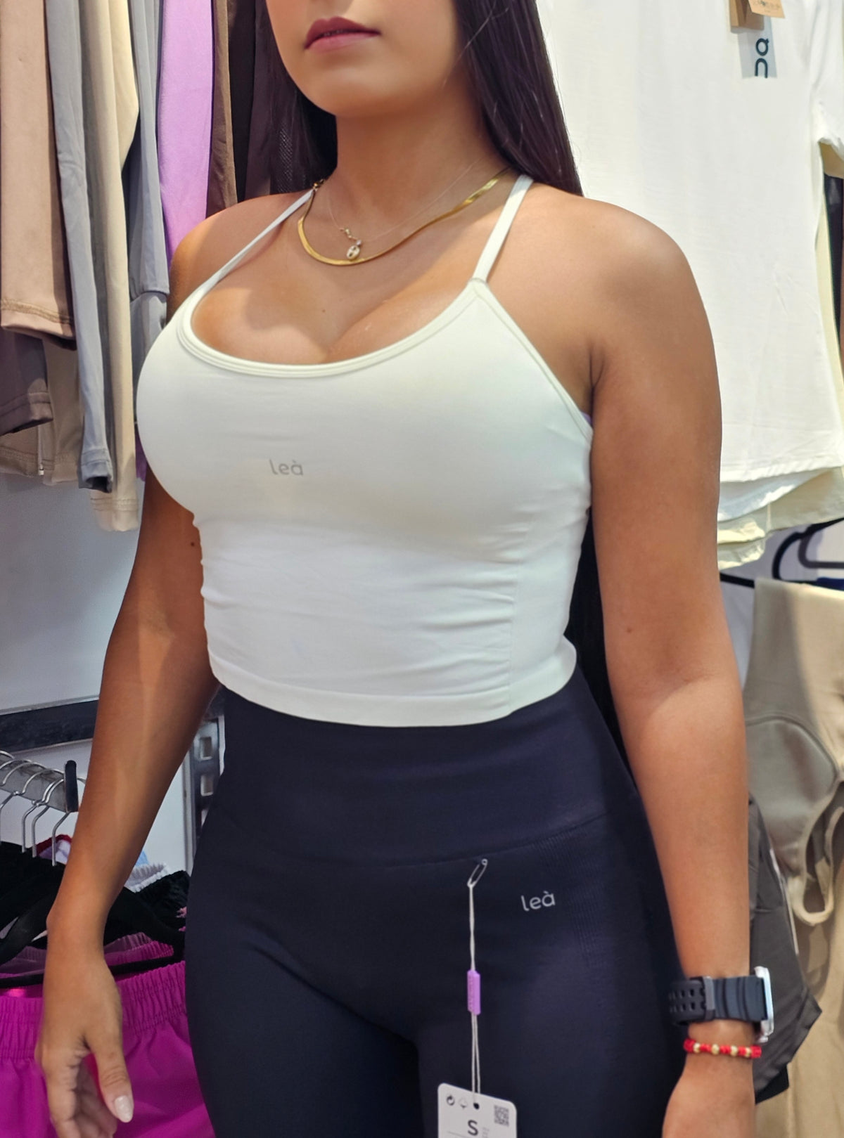 Croptop, Lea