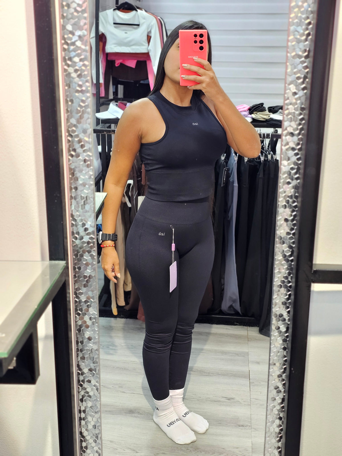 Conjunto 2P, Lea