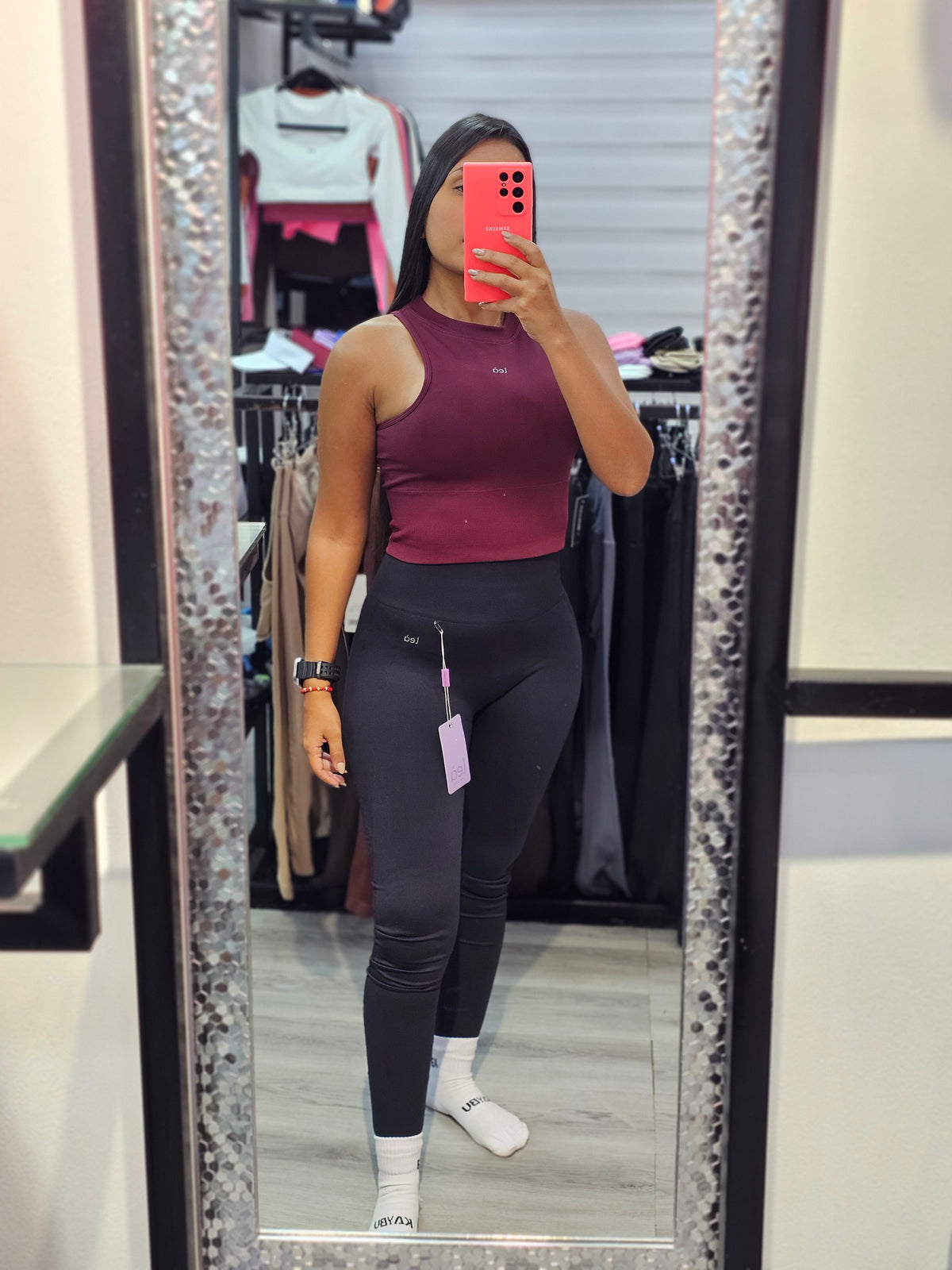 Conjunto 2P, Lea
