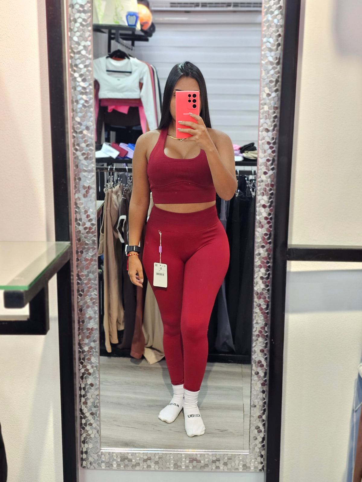 Conjunto 2P, Lea