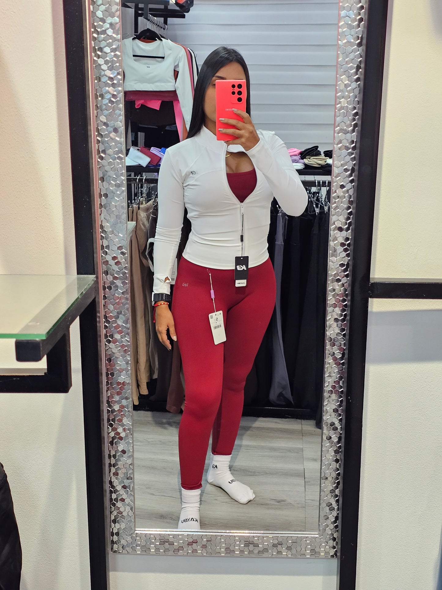 Conjunto 3P, Lea|KB