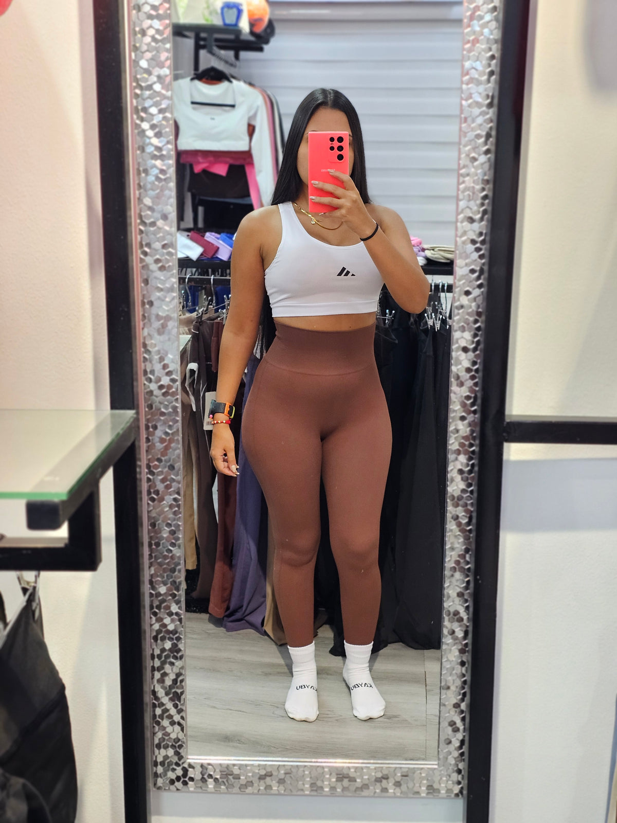 Conjunto 2P, Multimarcas
