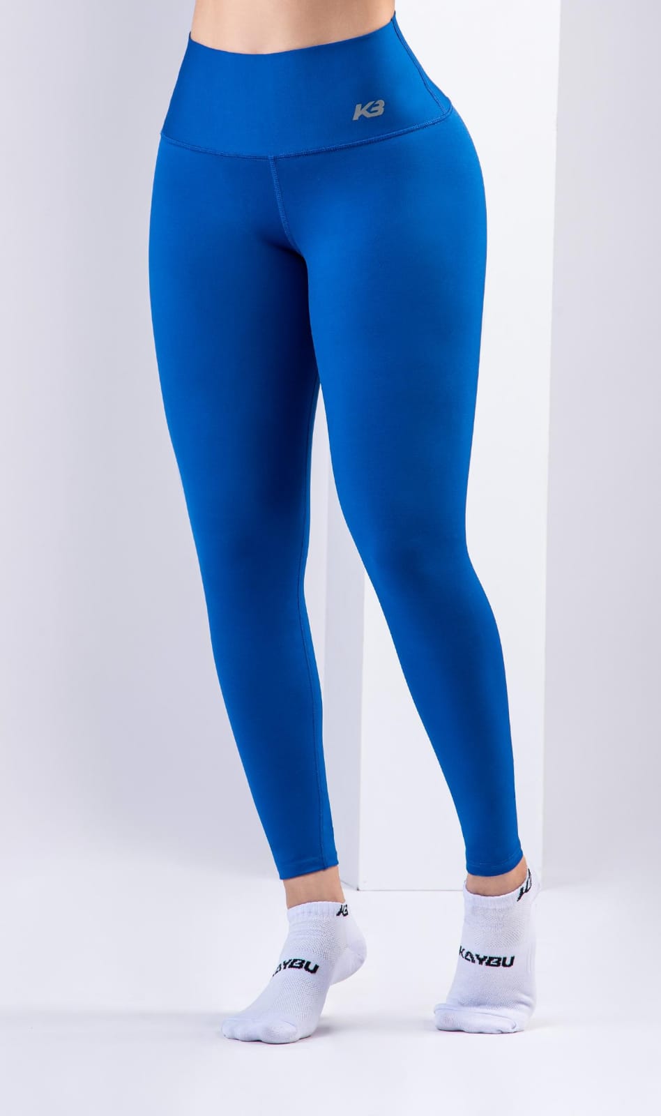 Leggins unicolor, Kaybu