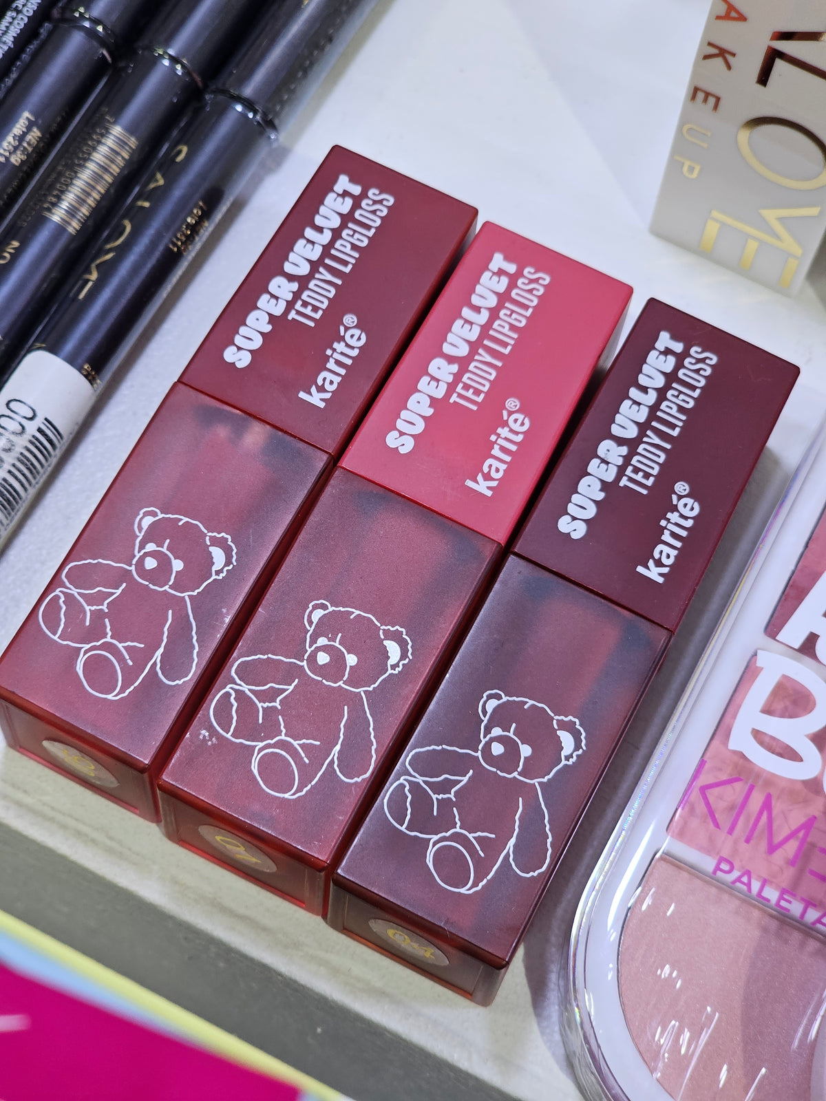 Labial matte super Velvet, Karite